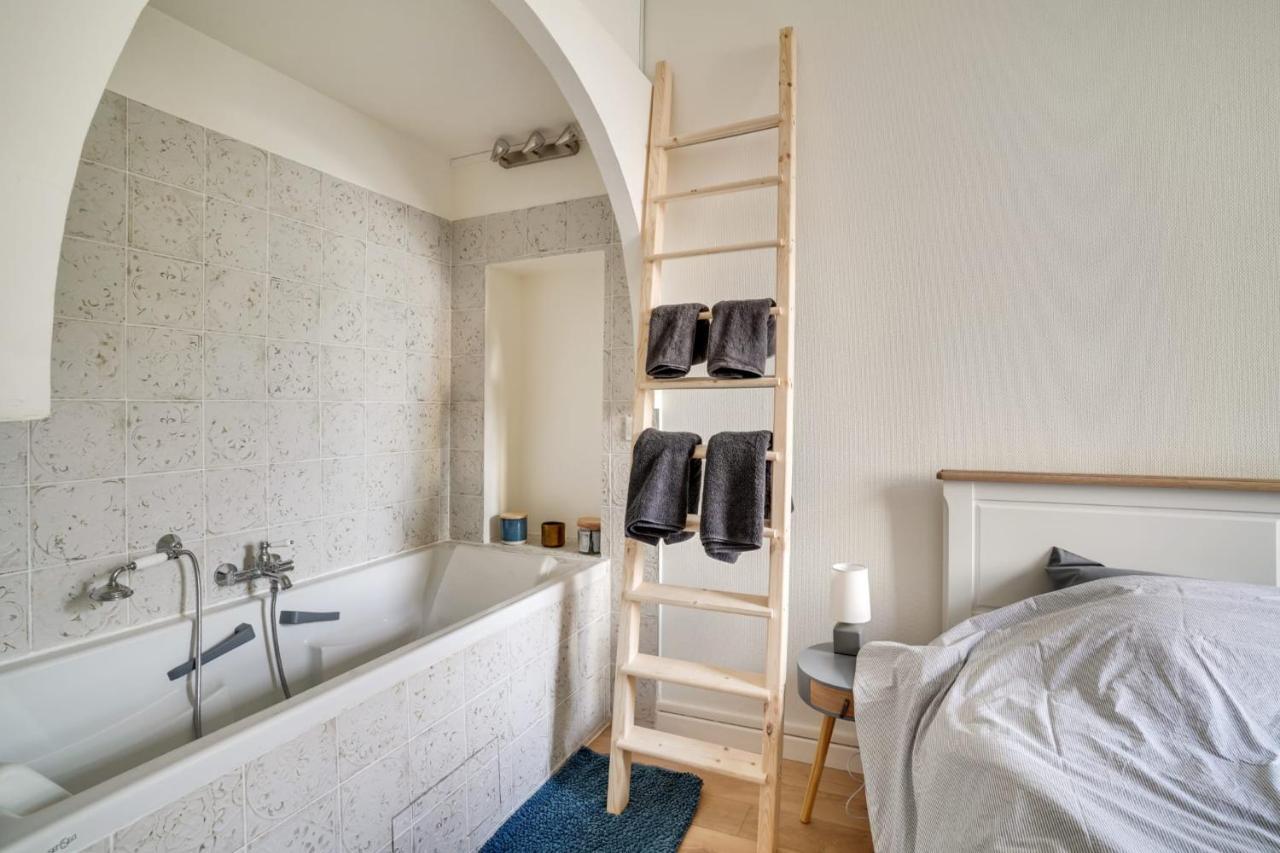 Appartement Charmant Entierement Equipe Іврі-сюр-Сен Екстер'єр фото